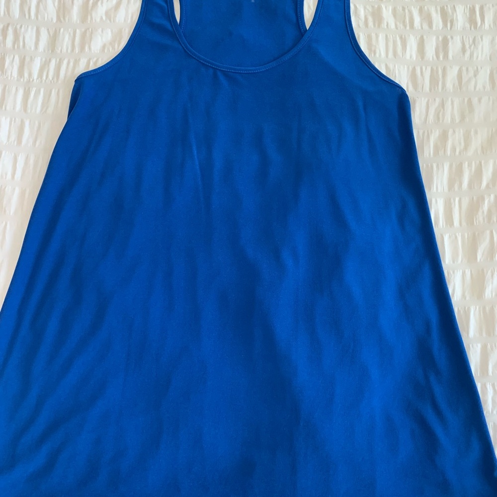 The Zig Zag Stripe Blue Tank Top with Relaxed Fit - Picture 6 of 16